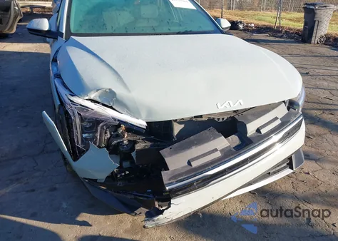 2025 Kia K4 Ex z USA, uszkodzony, nr VIN 3KPFU4DE3SE116430